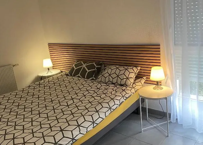 Rent T2 In Quiet 2 Private Parking Spaces Apartmán *