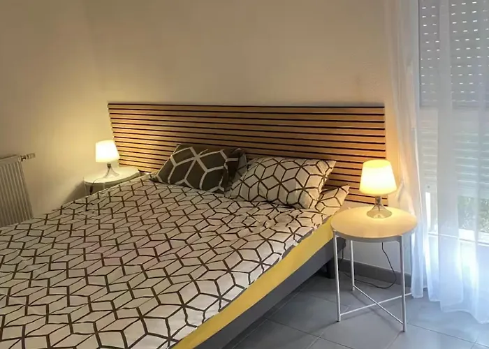 Rent T2 In Quiet 2 Private Parking Spaces Apartmán *